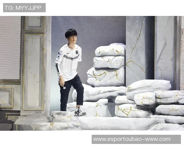 电竞实时数据权威发布英雄联盟实力榜单揭示顶尖选手与战队表现 电竞实时数据权威发布英雄联盟实力榜单揭示顶尖选手与战队表现